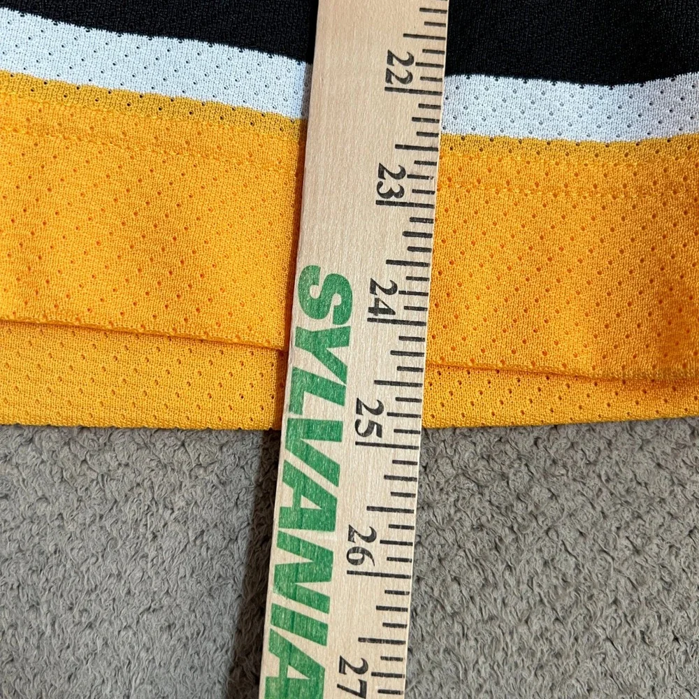 Vintage 1990s Boston Bruins CCM NHL Hockey Jersey White Youth L/XL
